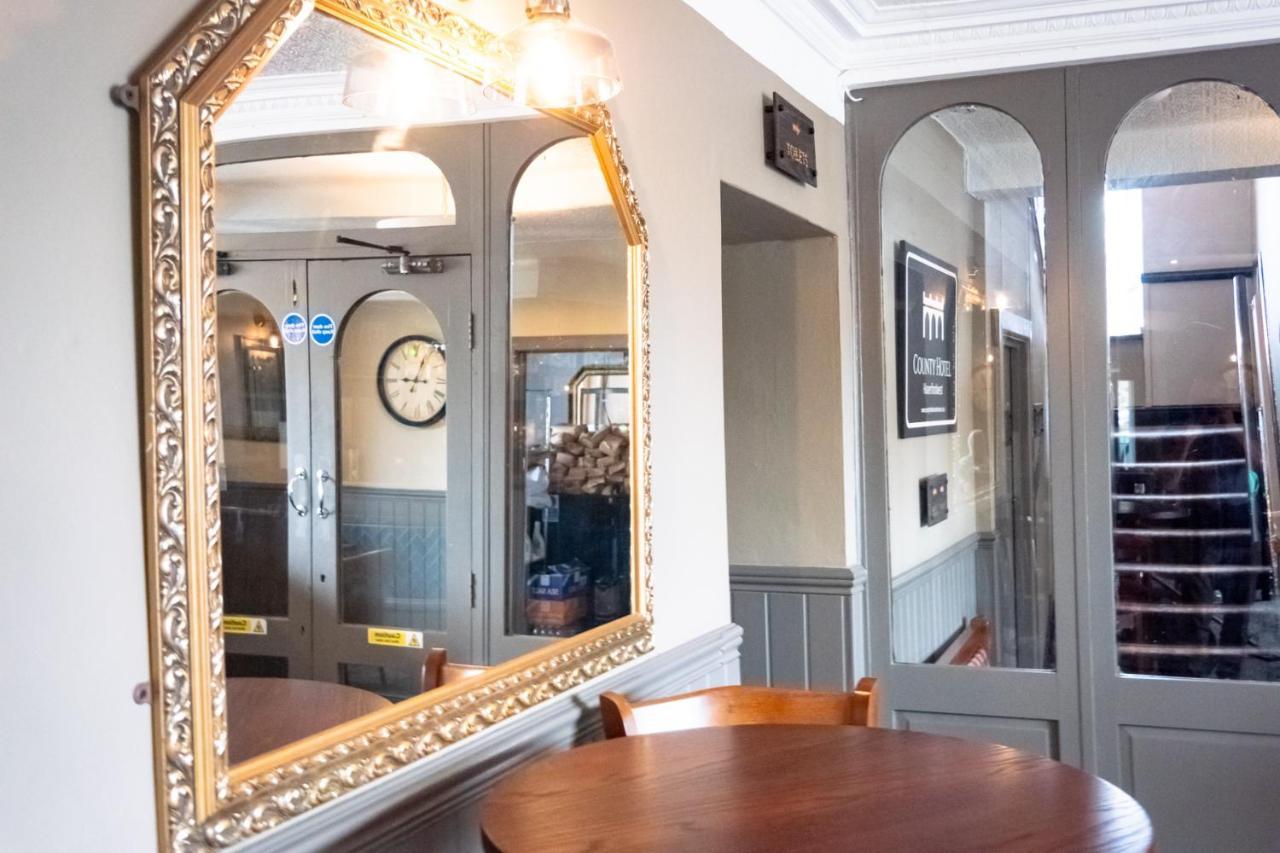 The County Hotel Haverfordwest Exterior foto